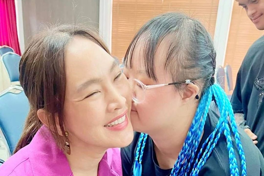 ตุ๊ก - ชนกวนันท์ รักชีพ