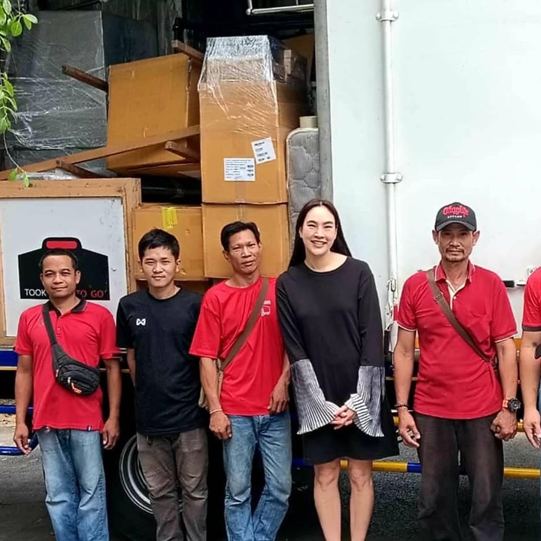 ตุ๊ก - ชนกวนันท์ รักชีพ