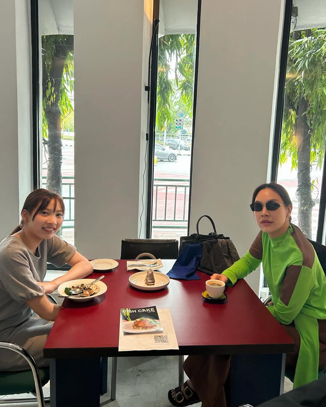 ตุ๊ก - ชนกวนันท์ รักชีพ