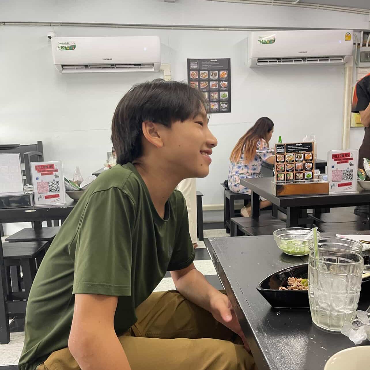 ตุ๊ก - ชนกวนันท์ รักชีพ