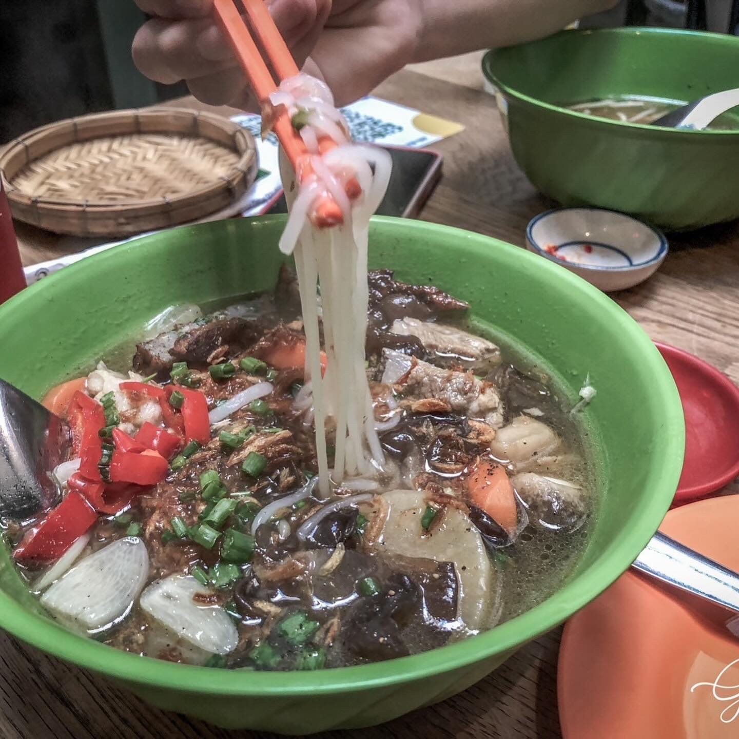 ตุ๊ก - ชนกวนันท์ รักชีพ