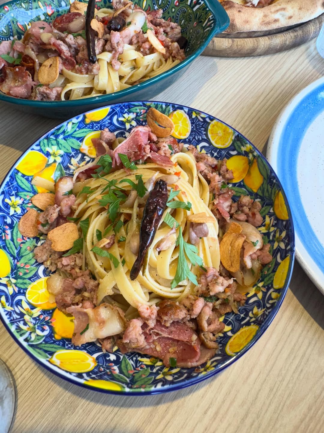 ตุ๊ก - ชนกวนันท์ รักชีพ