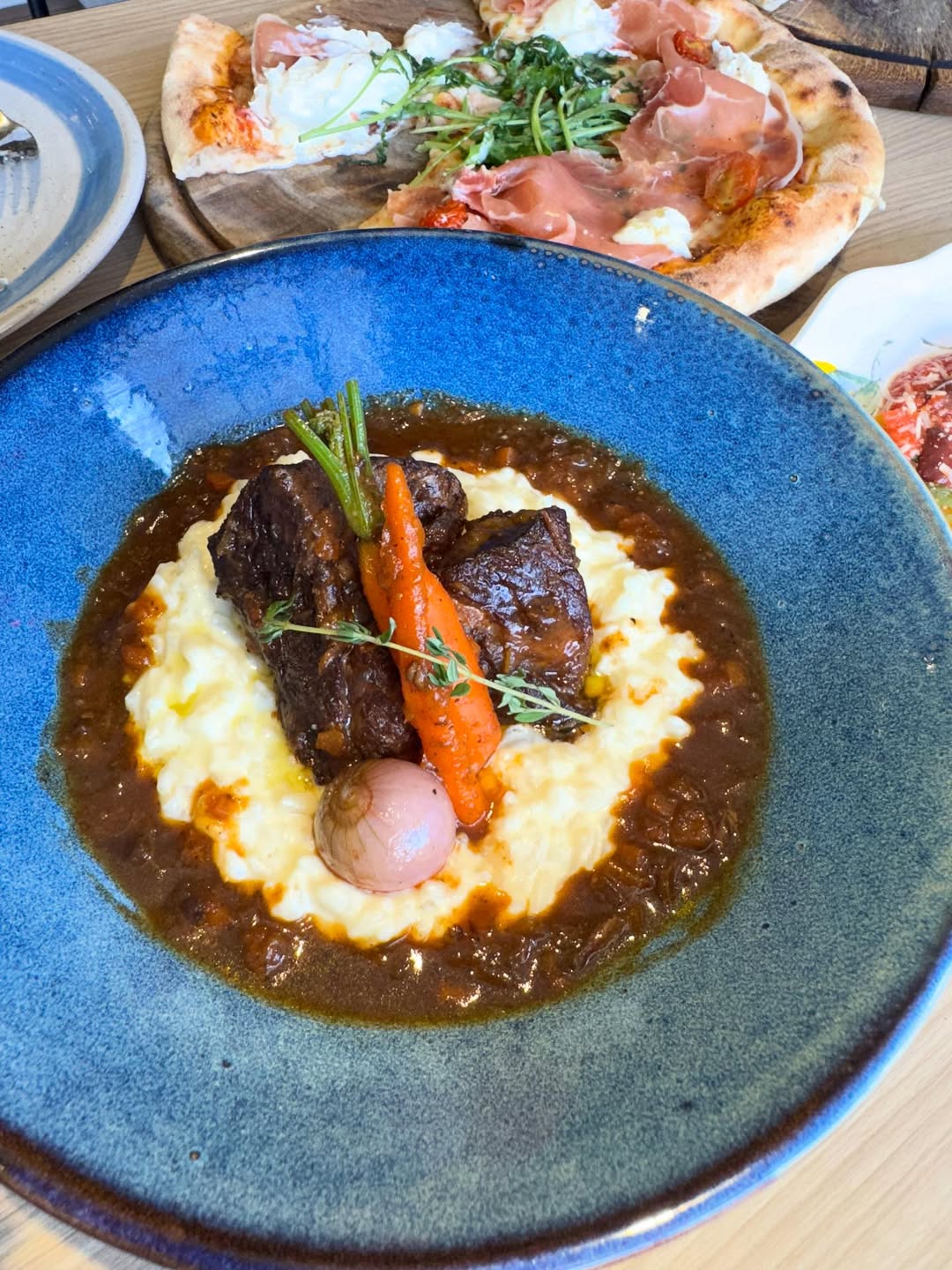 ตุ๊ก - ชนกวนันท์ รักชีพ