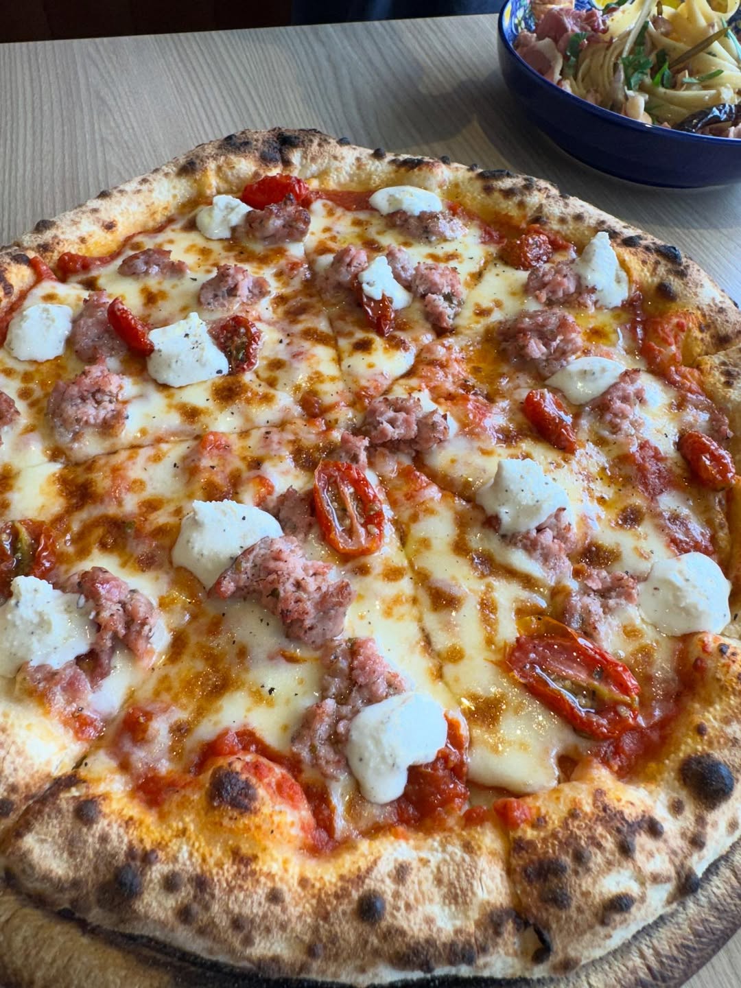 ตุ๊ก - ชนกวนันท์ รักชีพ