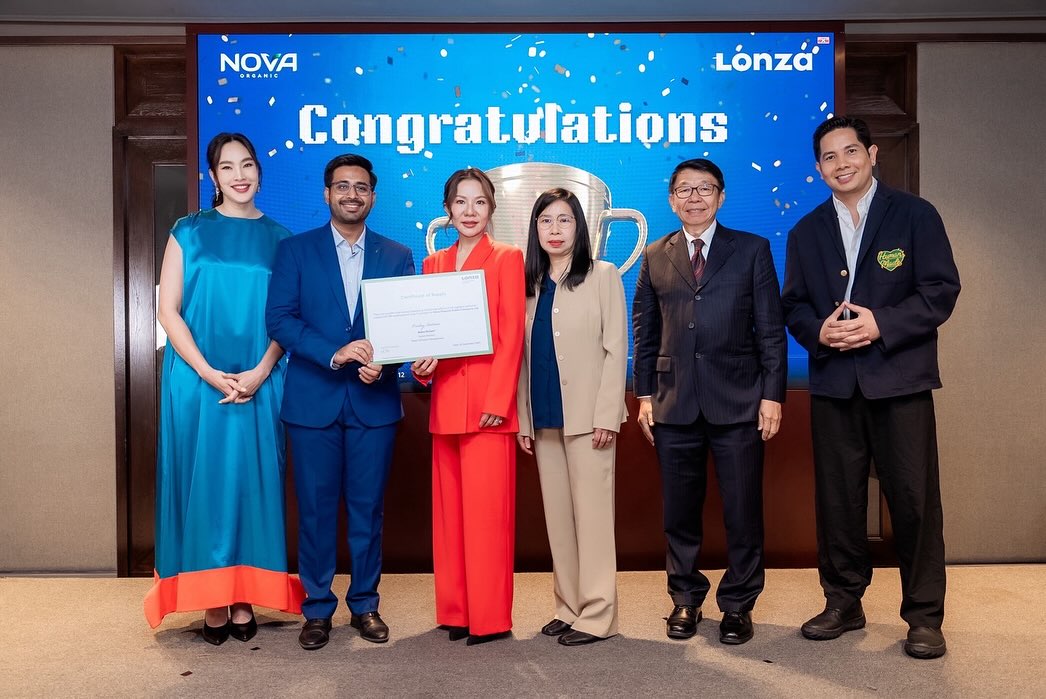 ตุ๊ก - ชนกวนันท์ รักชีพ