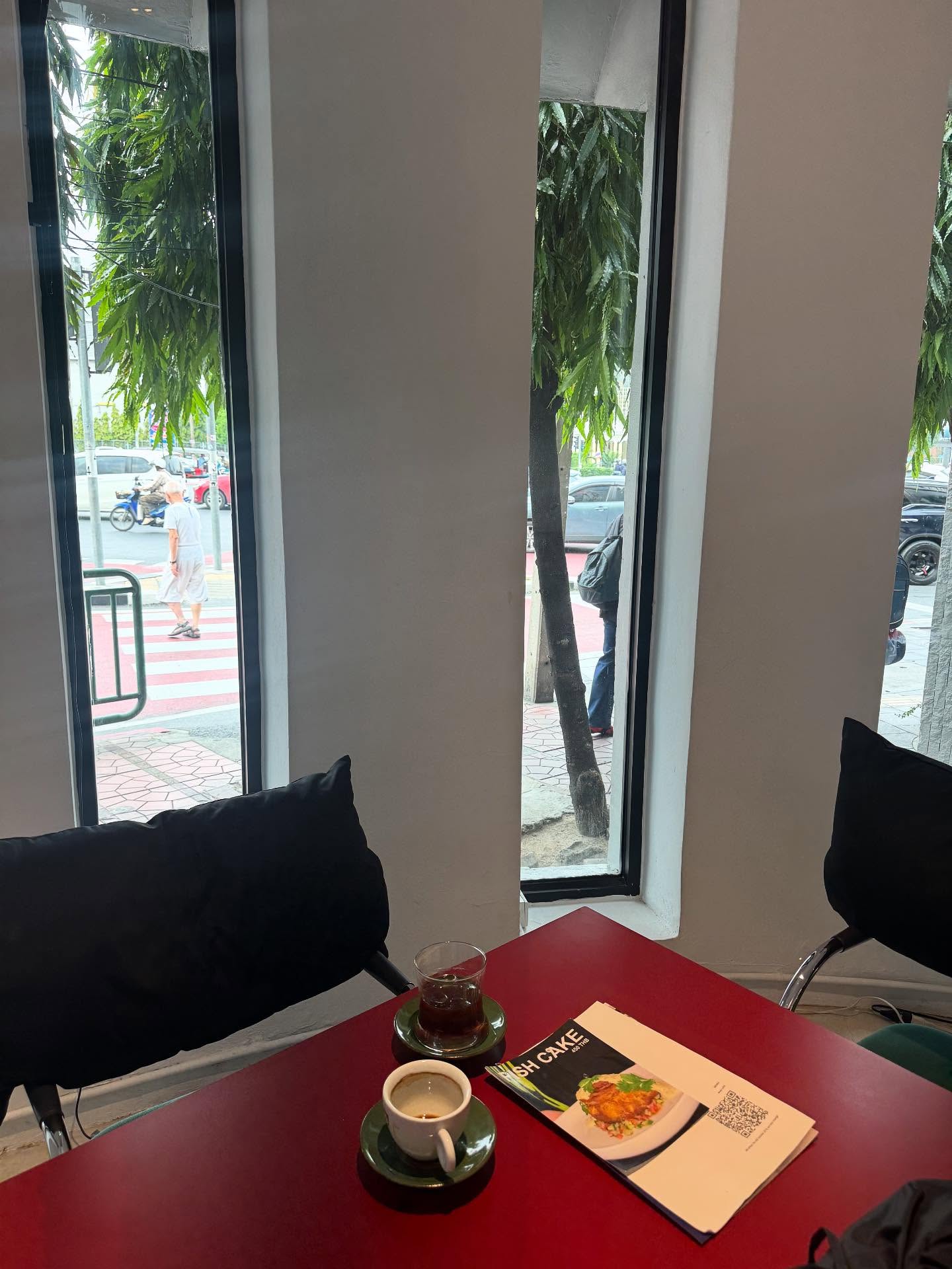 ตุ๊ก - ชนกวนันท์ รักชีพ