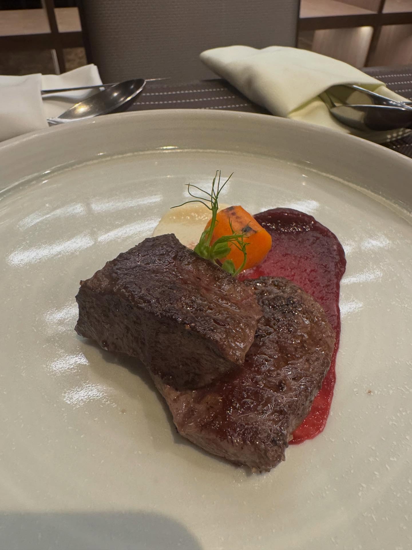 ตุ๊ก - ชนกวนันท์ รักชีพ