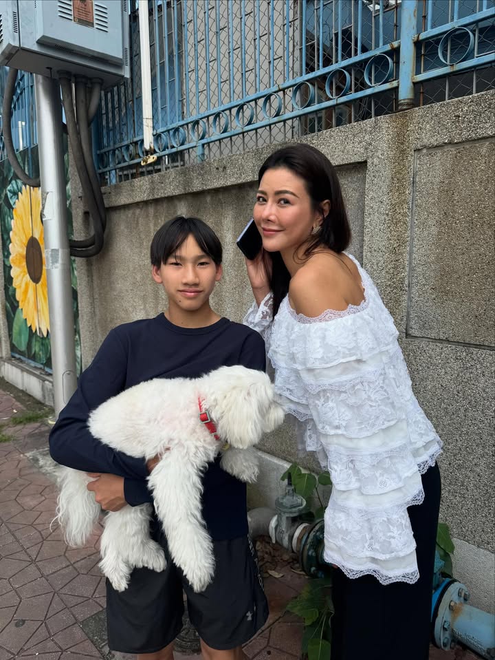 ตุ๊ก - ชนกวนันท์ รักชีพ