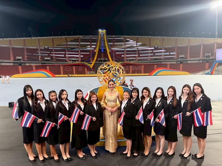 ตุ๊ก - ชนกวนันท์ รักชีพ