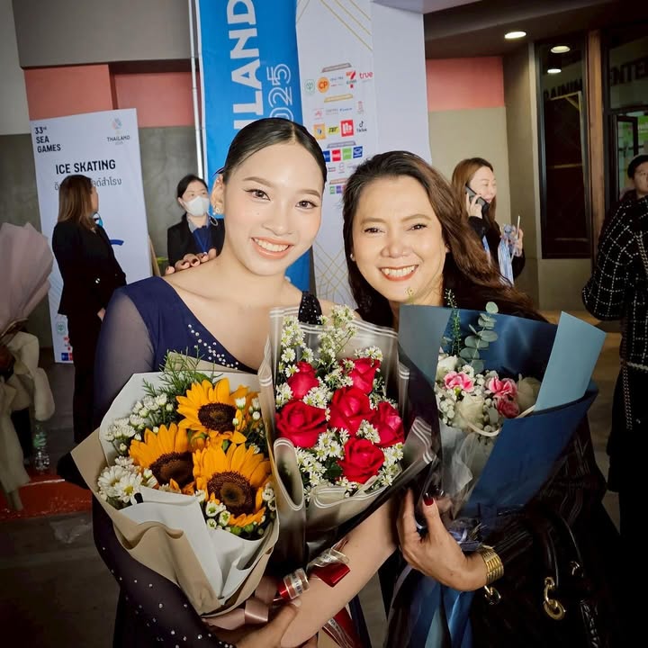 ตุ๊ก - ชนกวนันท์ รักชีพ