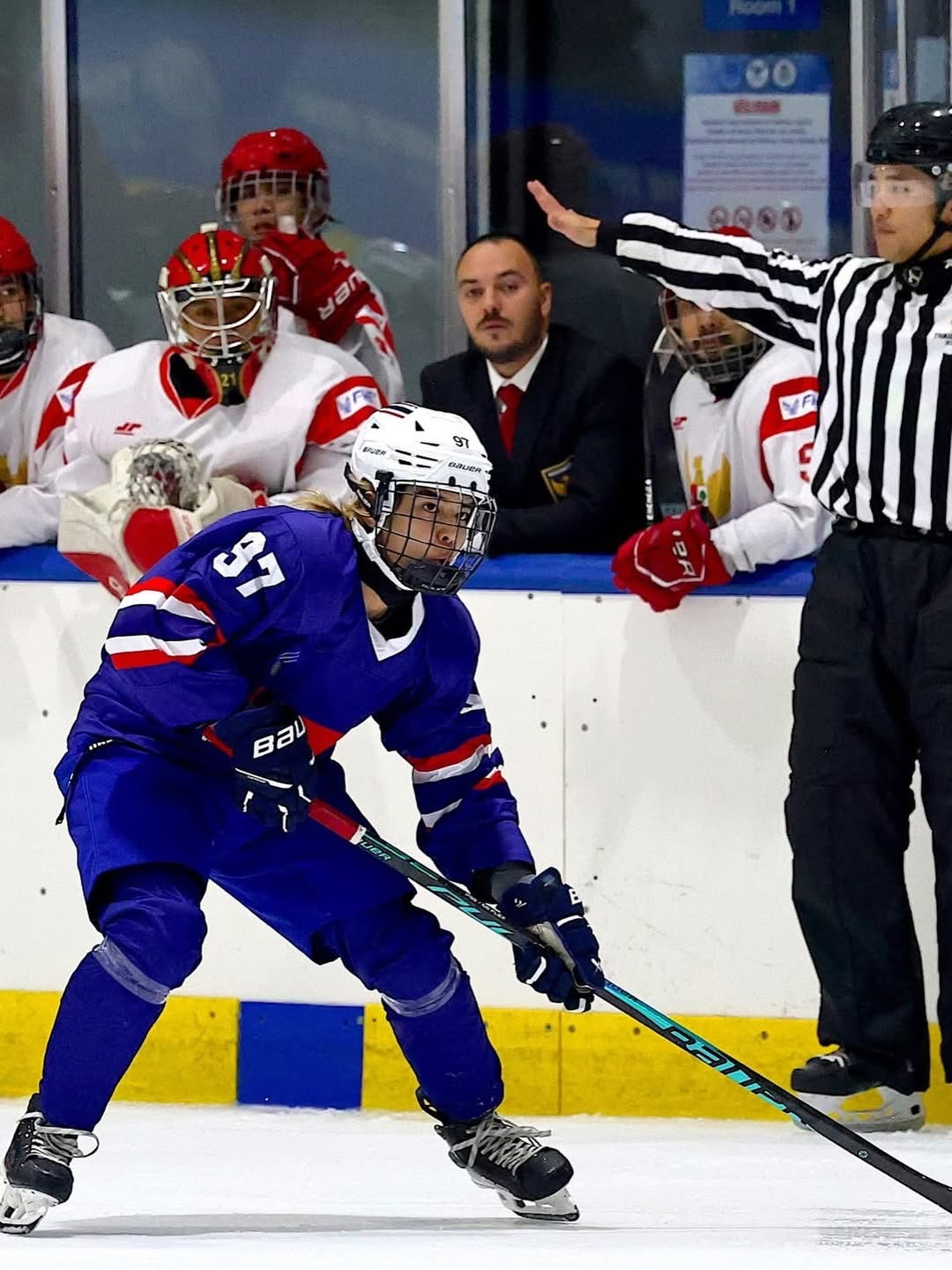 ตุ๊ก - ชนกวนันท์ รักชีพ