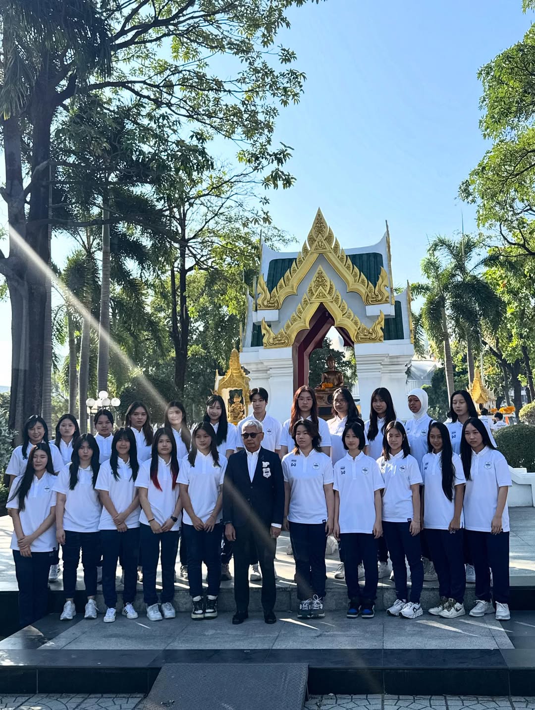 ตุ๊ก - ชนกวนันท์ รักชีพ