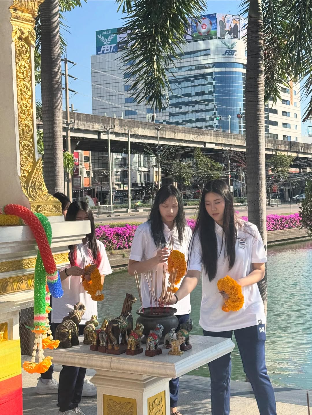 ตุ๊ก - ชนกวนันท์ รักชีพ