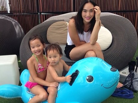 ตุ๊ก - ชนกวนันท์ รักชีพ