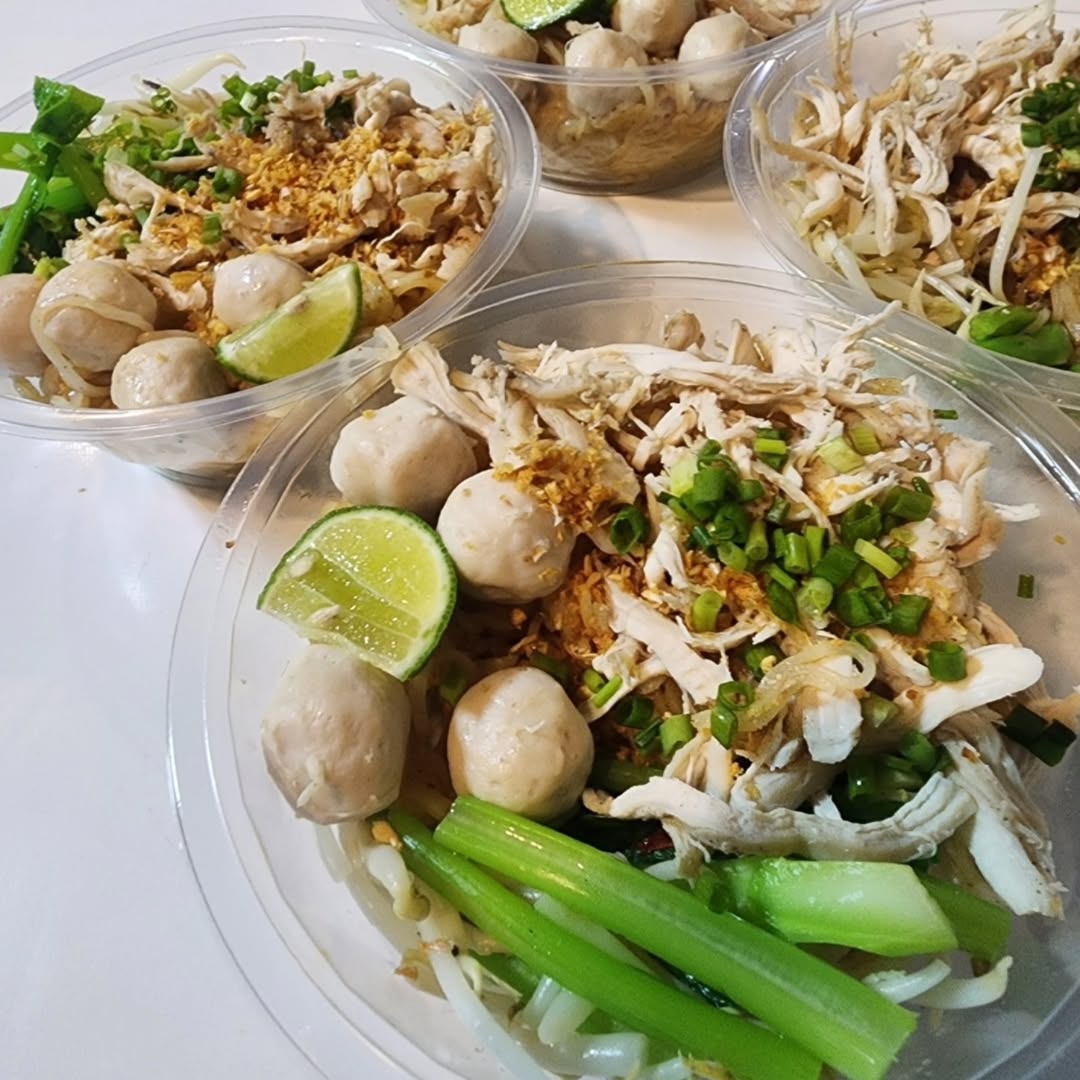 ตุ๊ก - ชนกวนันท์ รักชีพ