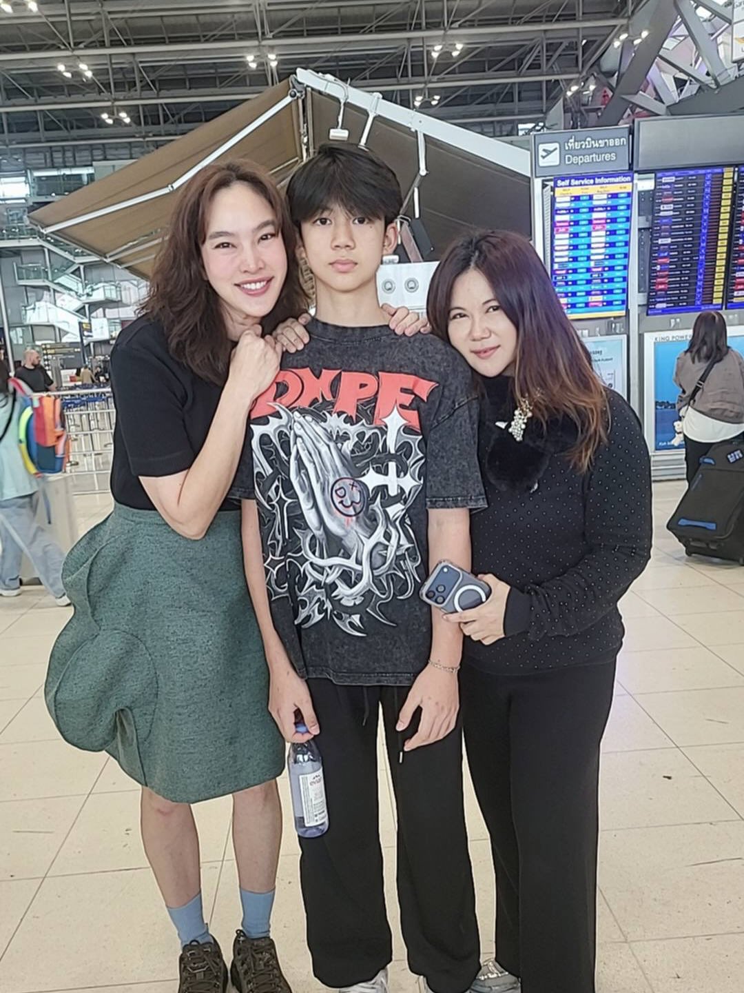 ตุ๊ก - ชนกวนันท์ รักชีพ