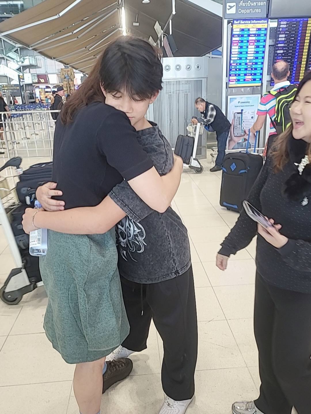 ตุ๊ก - ชนกวนันท์ รักชีพ