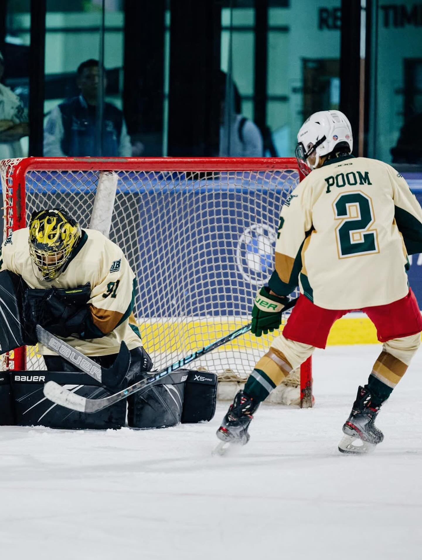 ตุ๊ก - ชนกวนันท์ รักชีพ