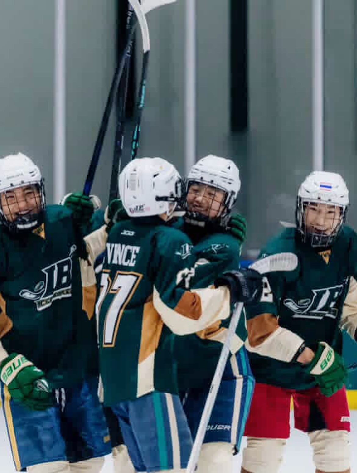 ตุ๊ก - ชนกวนันท์ รักชีพ