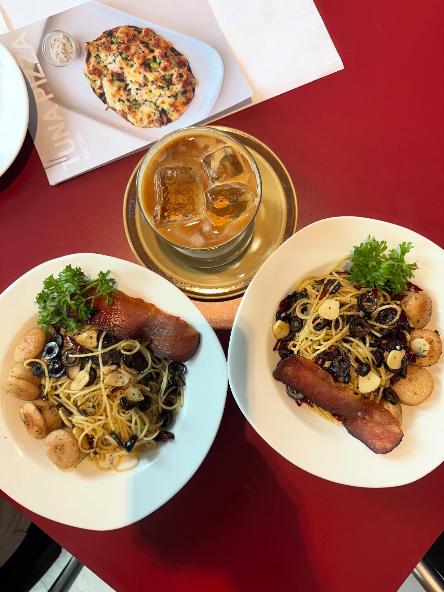 ตุ๊ก - ชนกวนันท์ รักชีพ