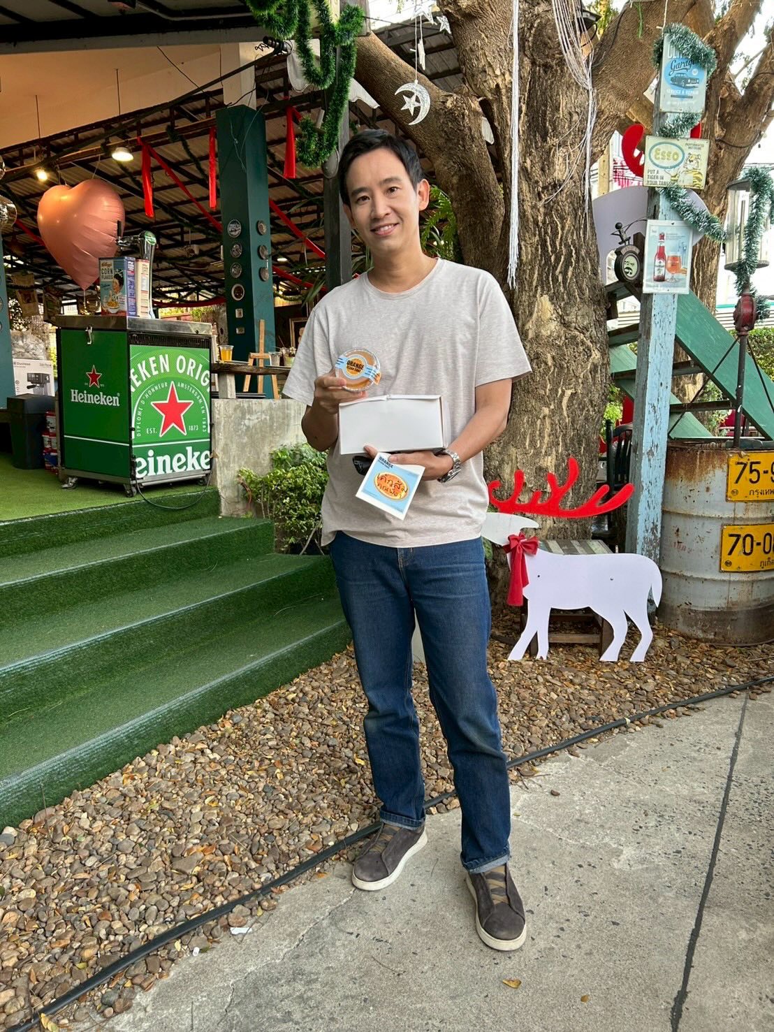 ตุ๊ก - ชนกวนันท์ รักชีพ