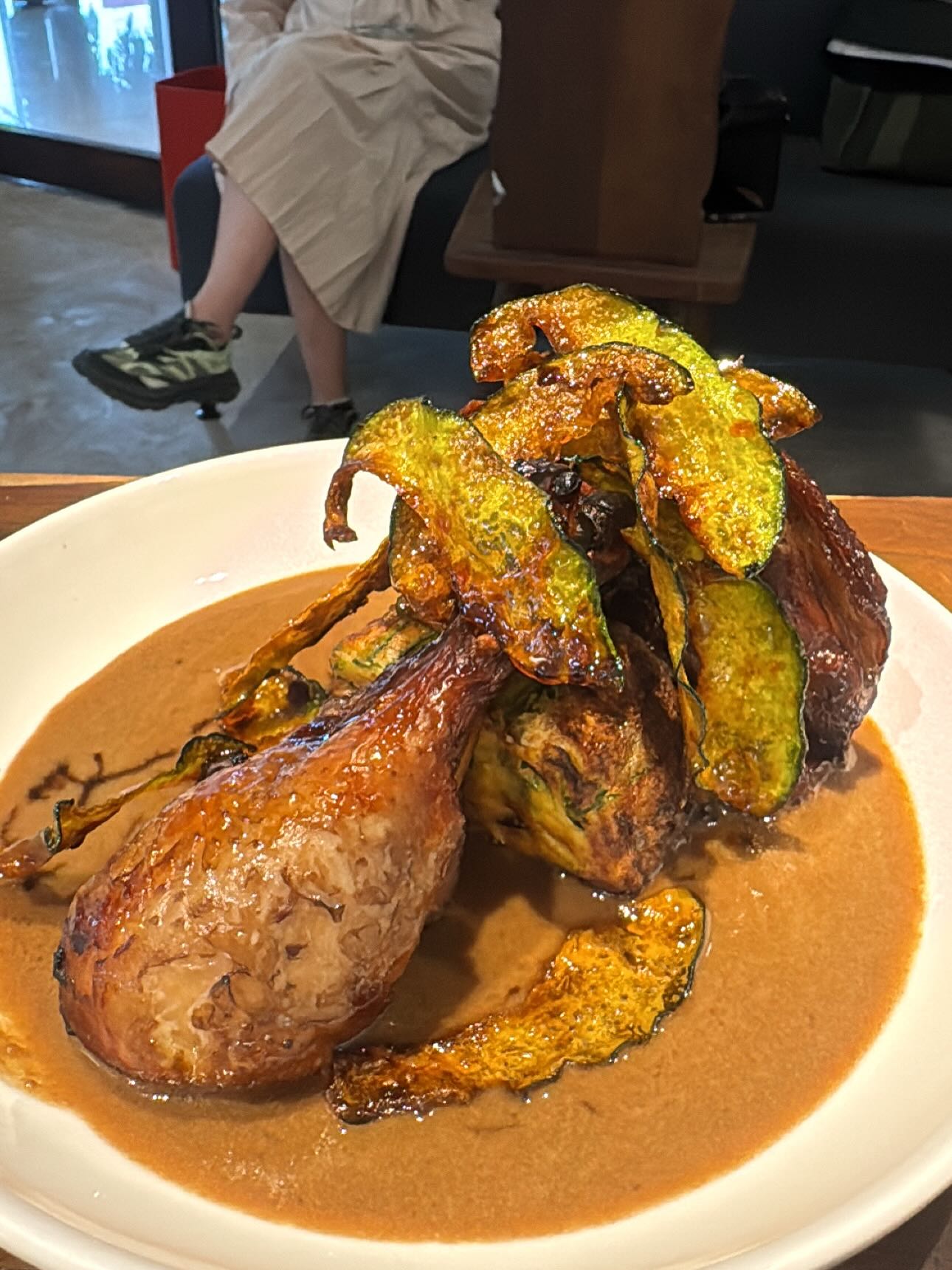 ตุ๊ก - ชนกวนันท์ รักชีพ