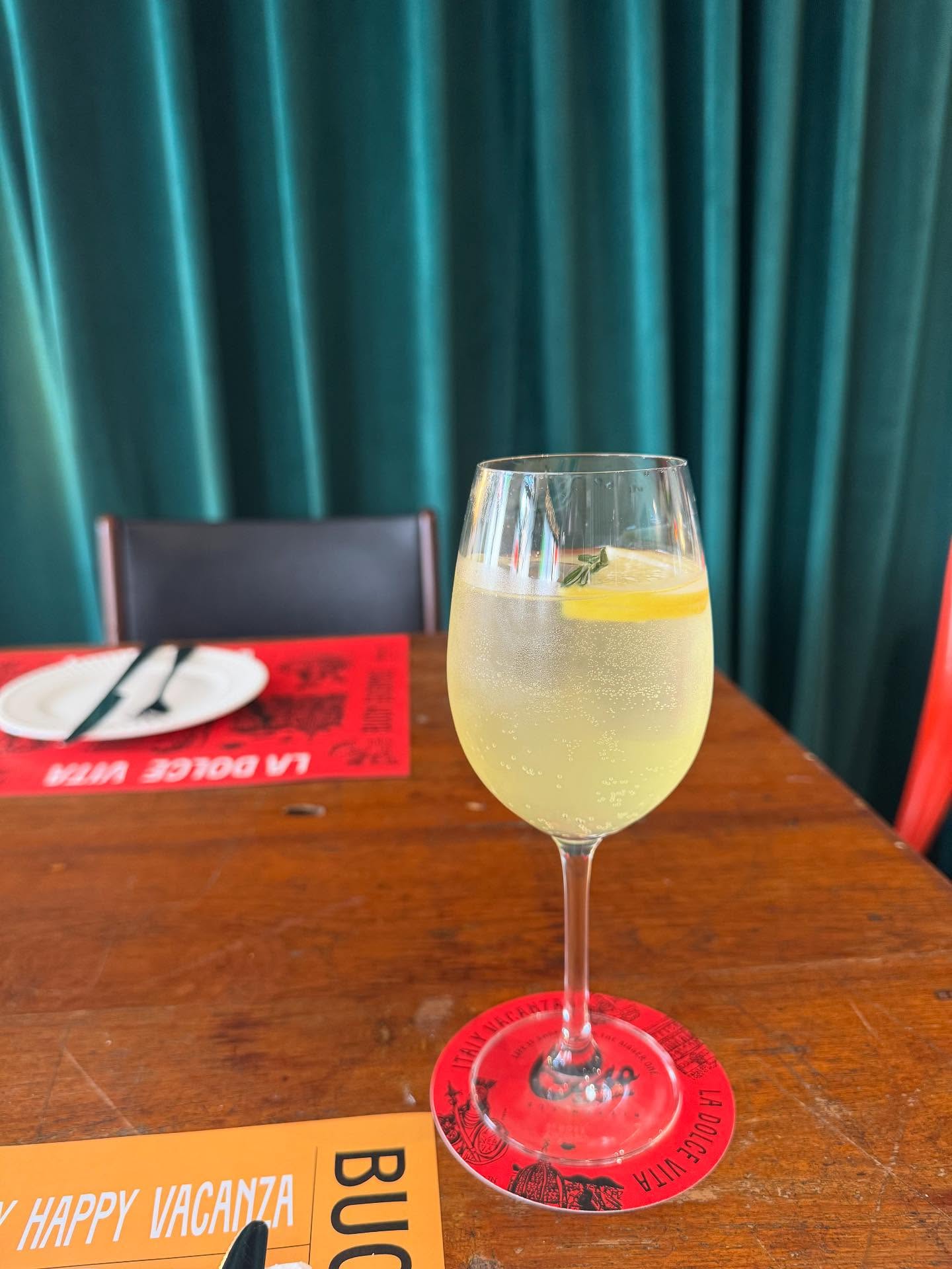 ตุ๊ก - ชนกวนันท์ รักชีพ