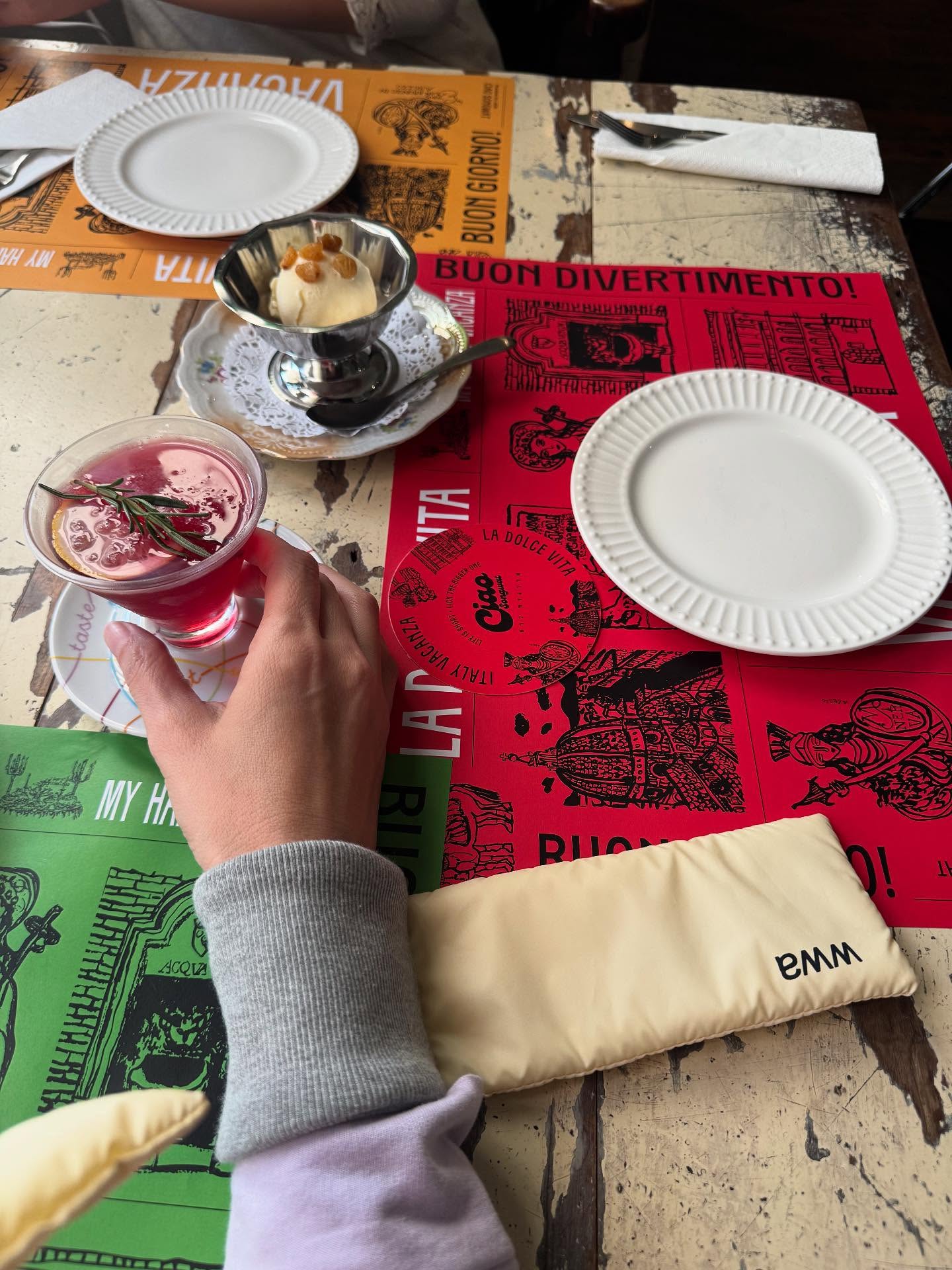 ตุ๊ก - ชนกวนันท์ รักชีพ