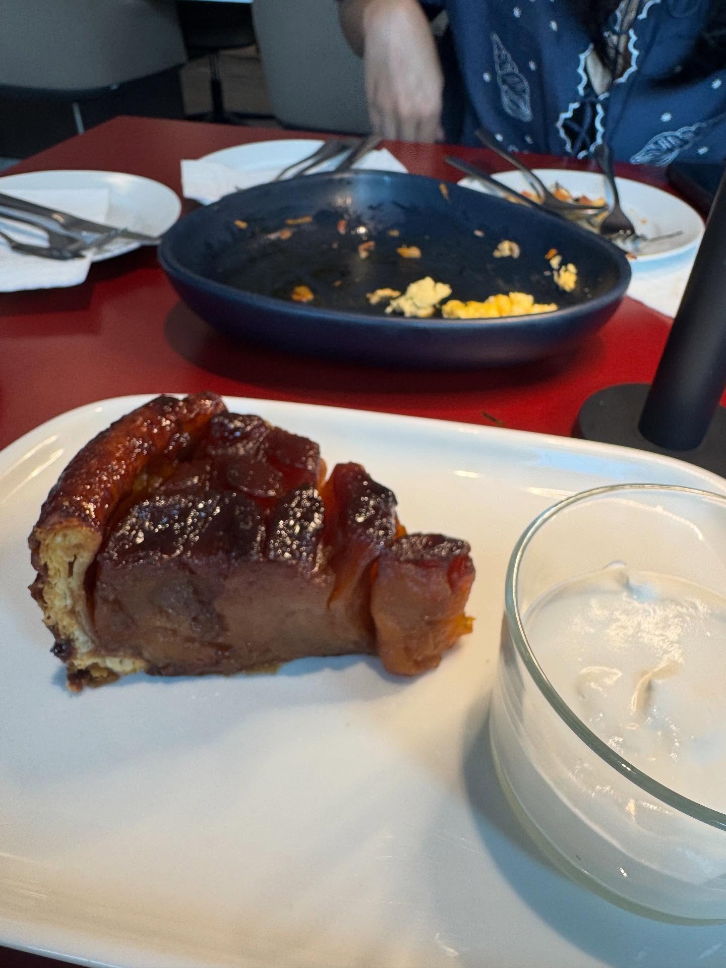 ตุ๊ก - ชนกวนันท์ รักชีพ