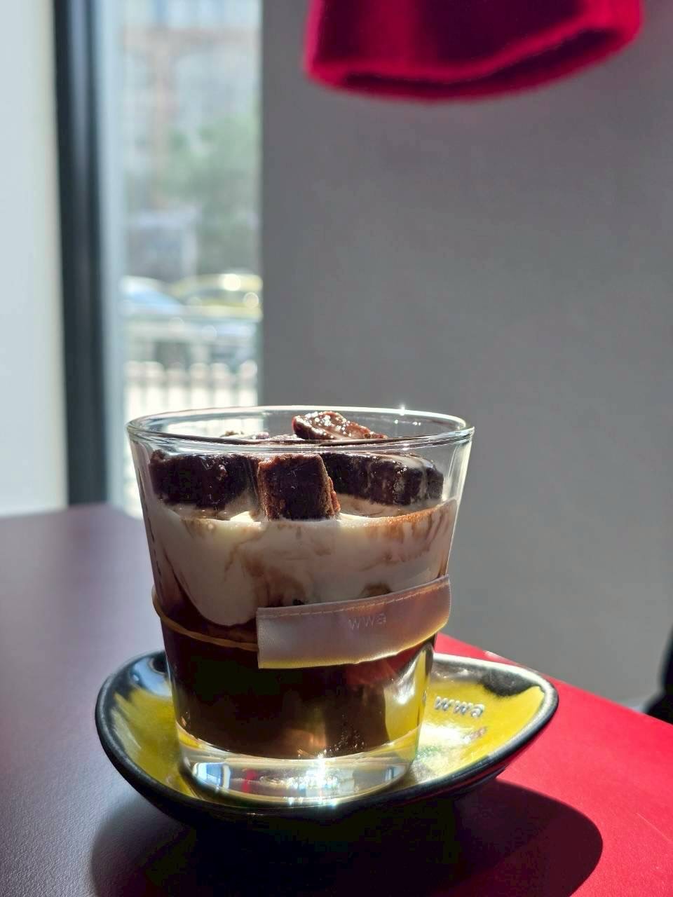 ตุ๊ก - ชนกวนันท์ รักชีพ