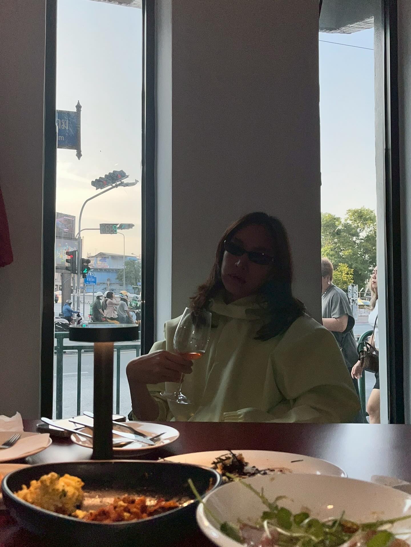 ตุ๊ก - ชนกวนันท์ รักชีพ