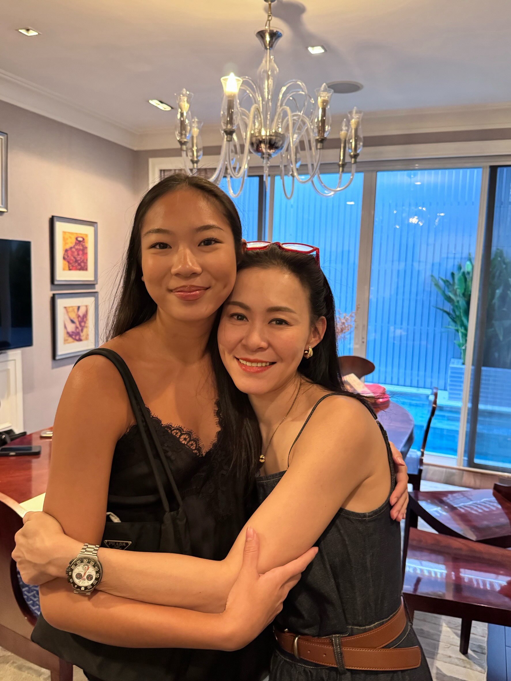 ตุ๊ก - ชนกวนันท์ รักชีพ