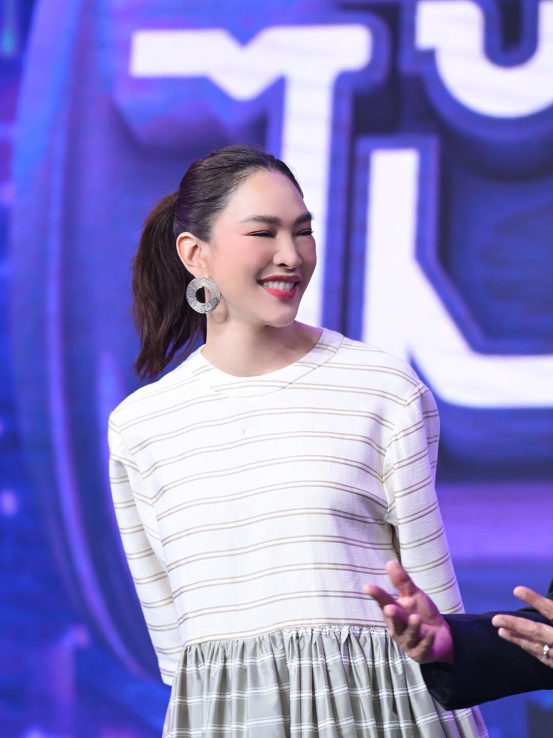 ตุ๊ก - ชนกวนันท์ รักชีพ