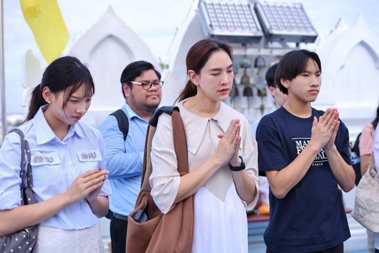 ตุ๊ก - ชนกวนันท์ รักชีพ