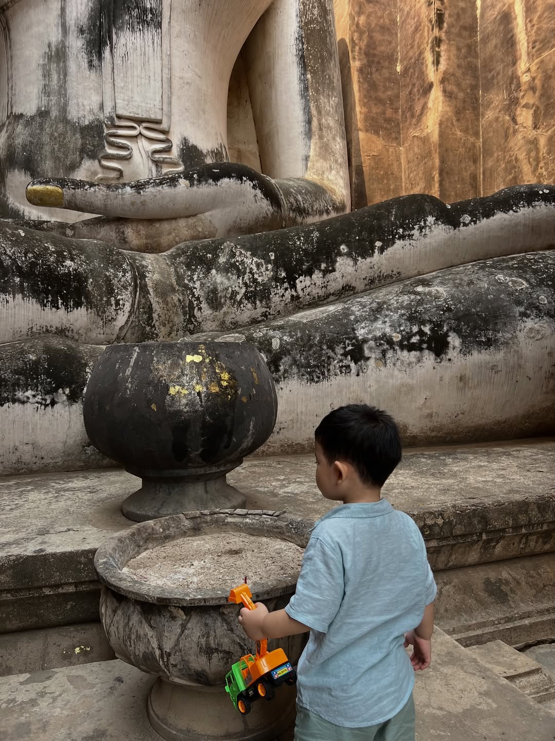 ดาต้า - ดรัลชรัส ศุขีวิริยะ