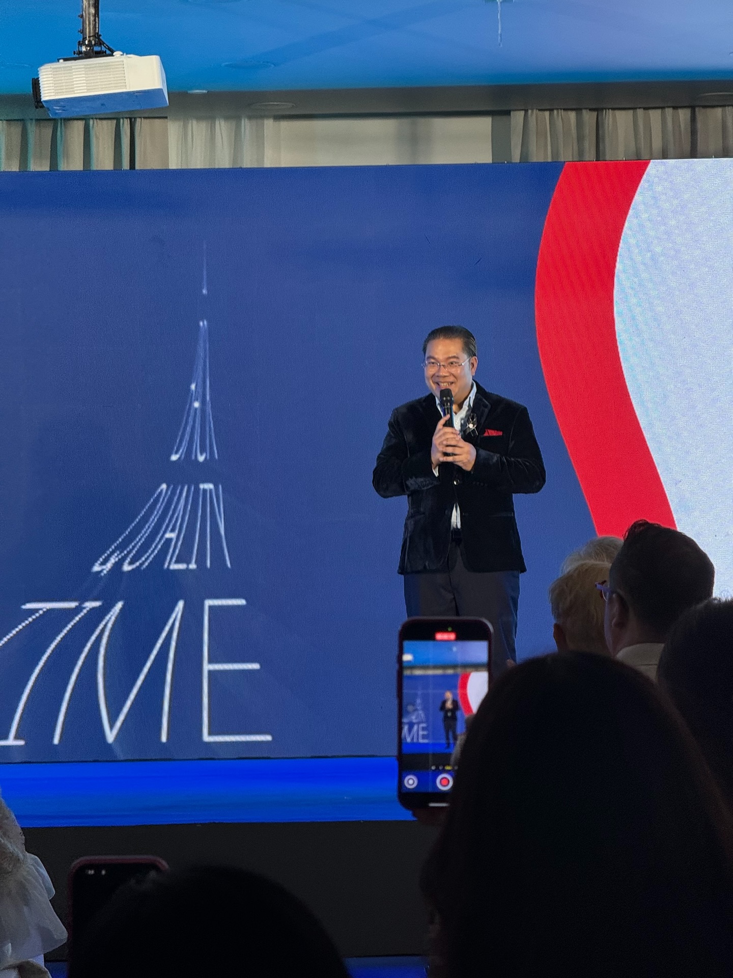 ดาต้า - ดรัลชรัส ศุขีวิริยะ