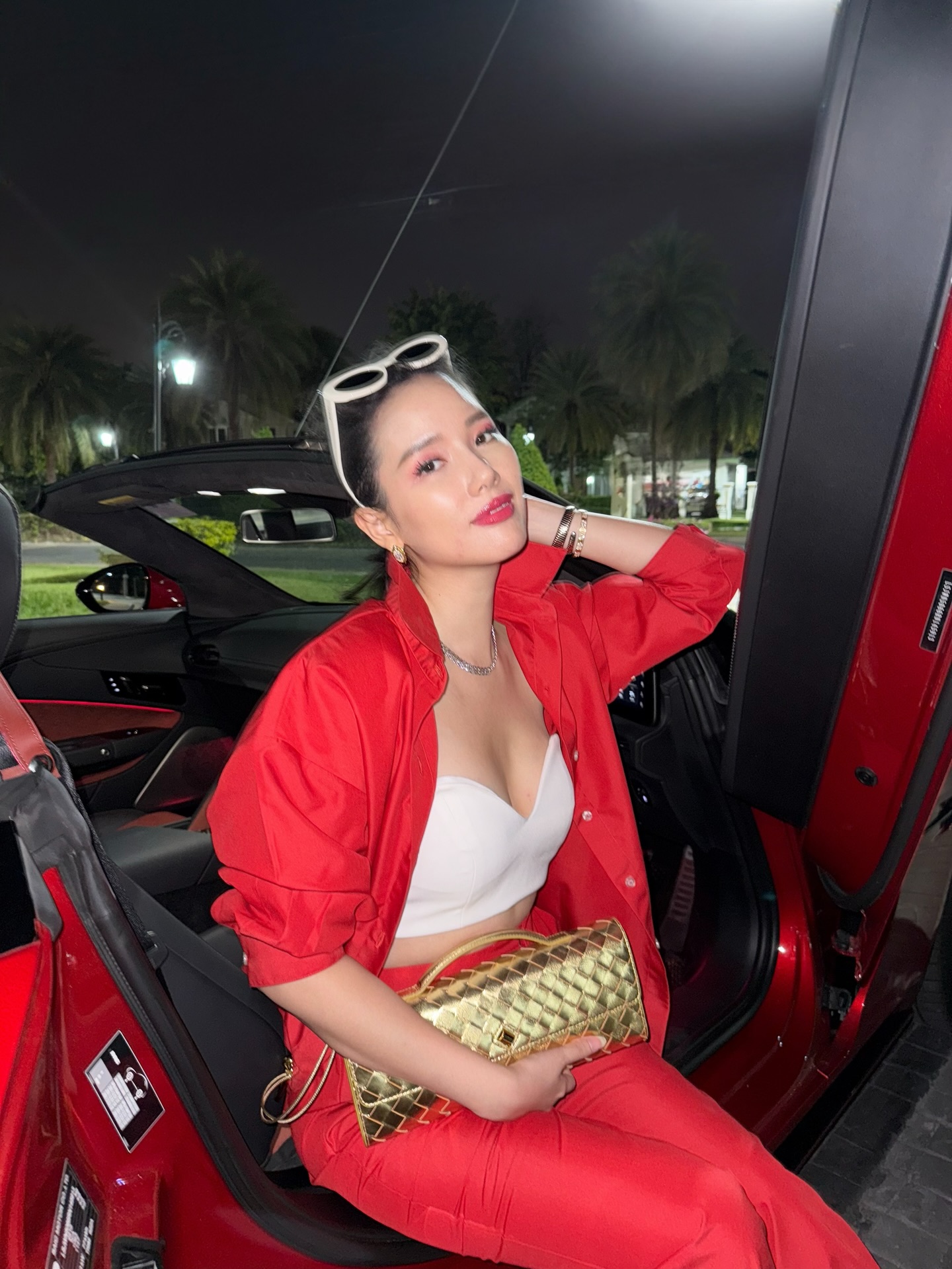 ดาต้า - ดรัลชรัส ศุขีวิริยะ