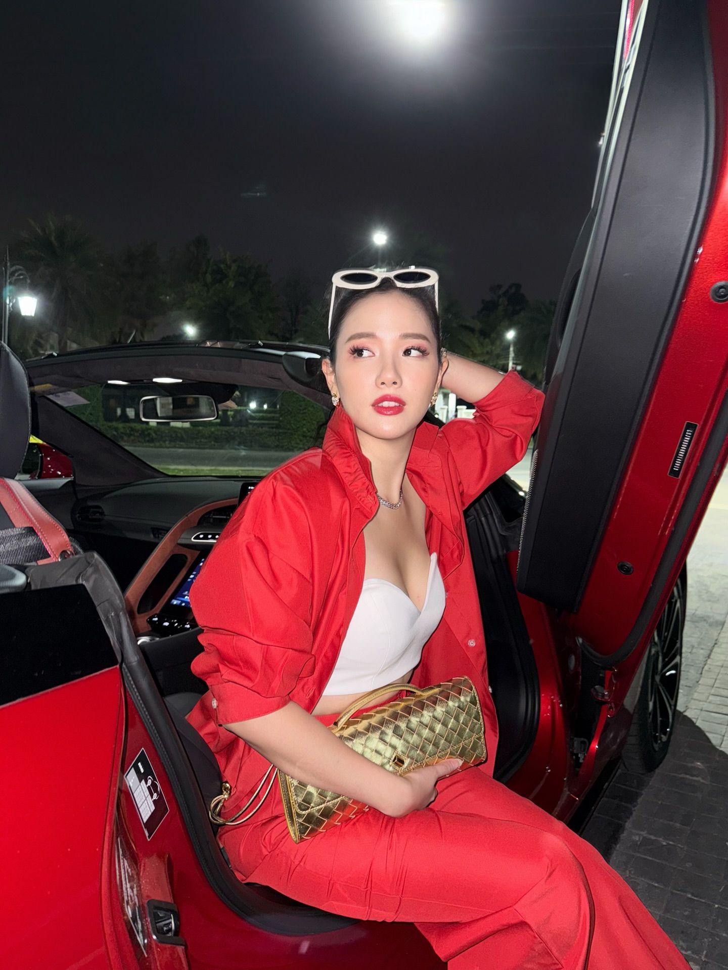 ดาต้า - ดรัลชรัส ศุขีวิริยะ