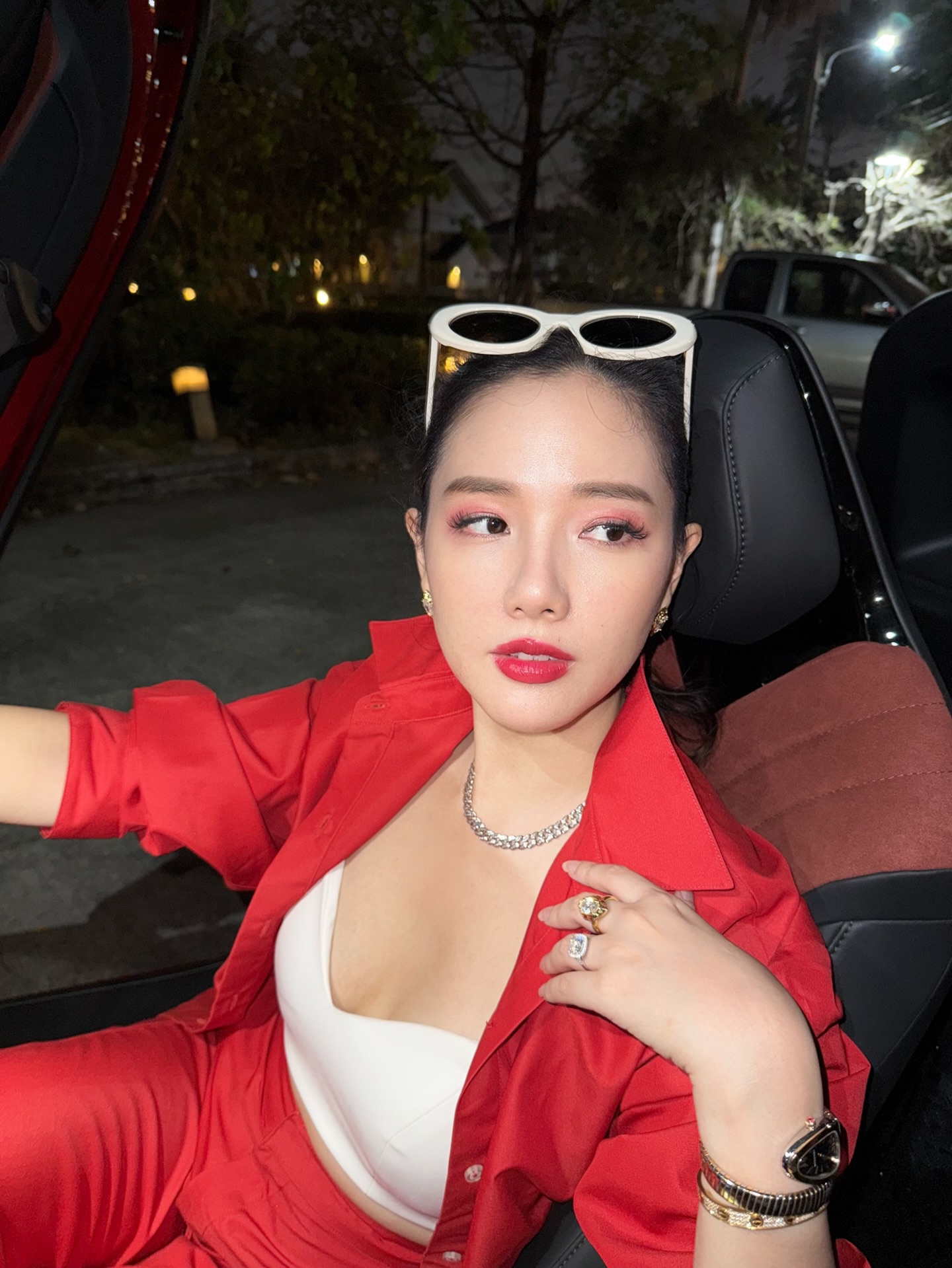 ดาต้า - ดรัลชรัส ศุขีวิริยะ