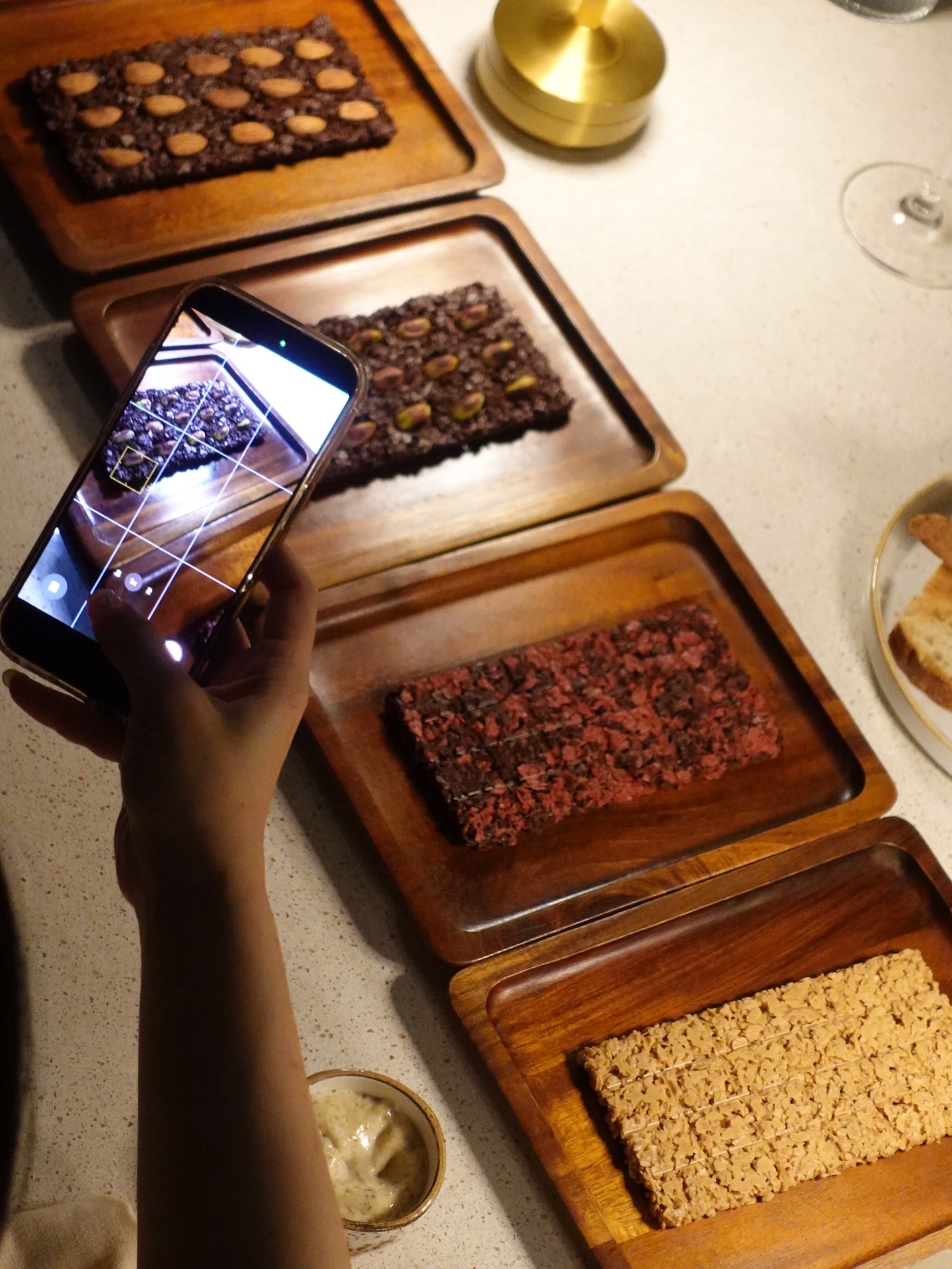 ดาต้า - ดรัลชรัส ศุขีวิริยะ