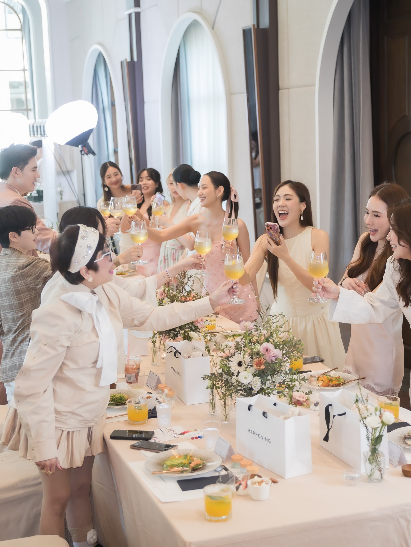 ดาต้า - ดรัลชรัส ศุขีวิริยะ