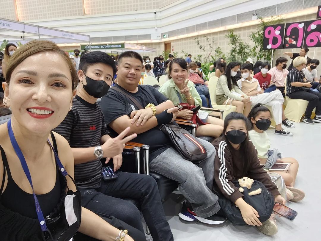 แคนดี้ รากแก่น