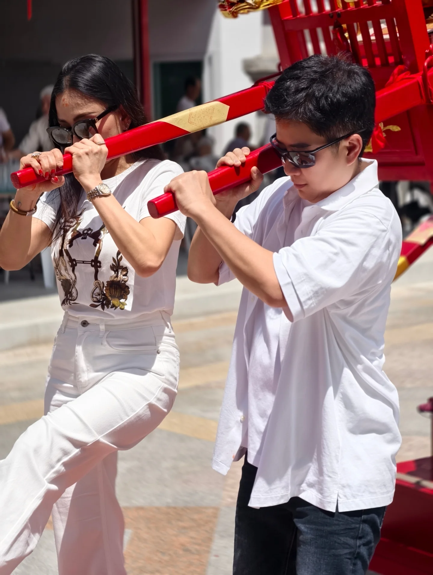 แคนดี้ รากแก่น