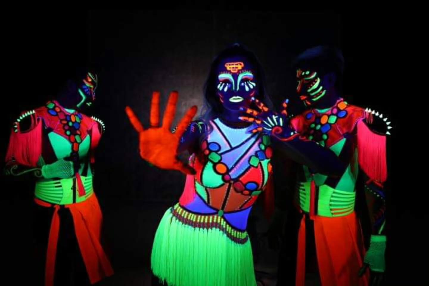 แคนดี้ รากแก่น