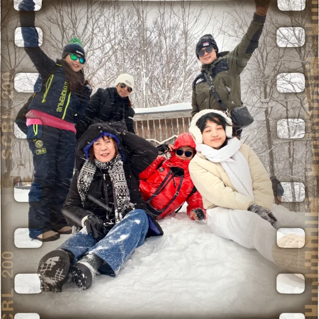 แคนดี้ รากแก่น