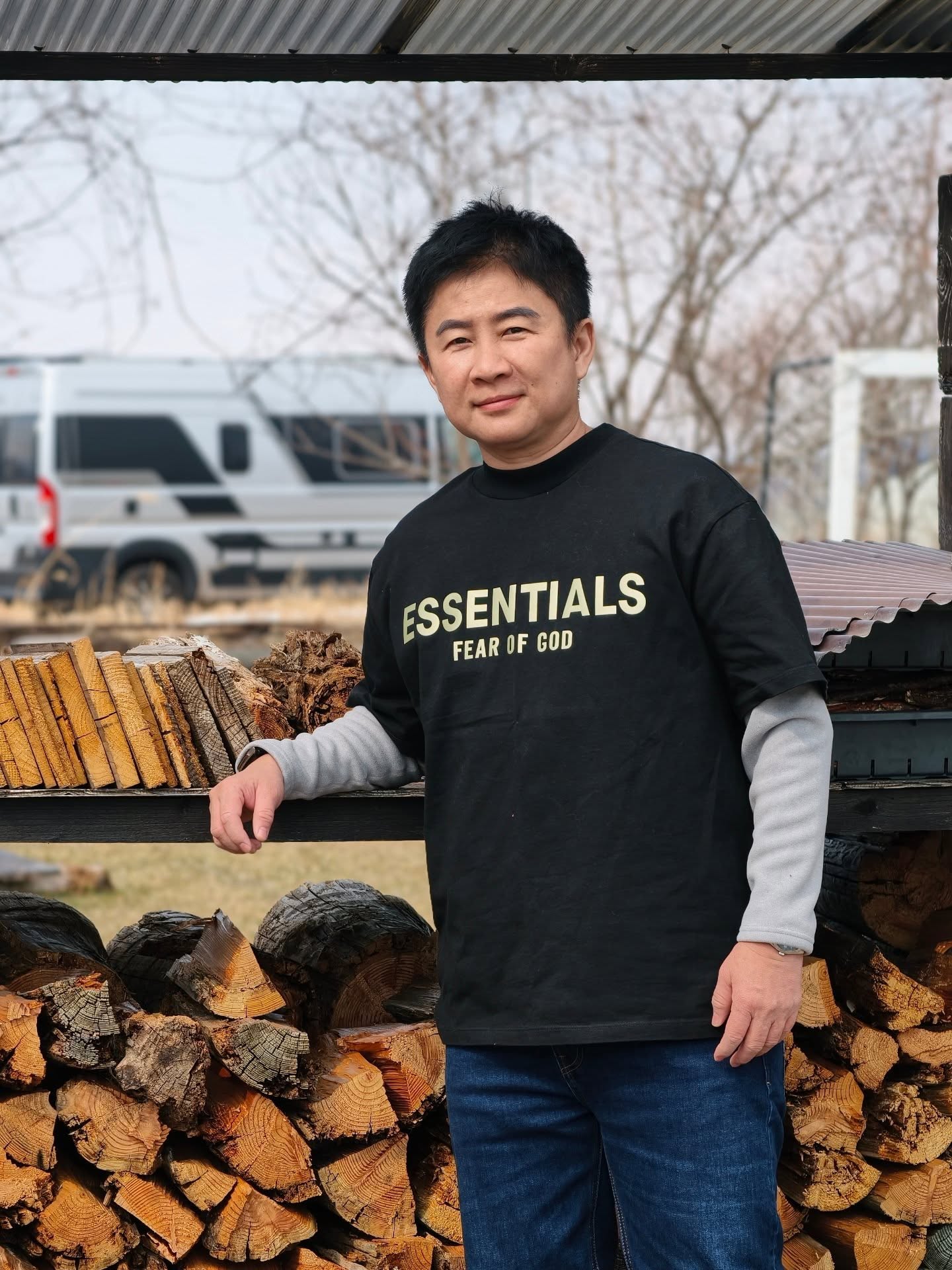 แคนดี้ รากแก่น