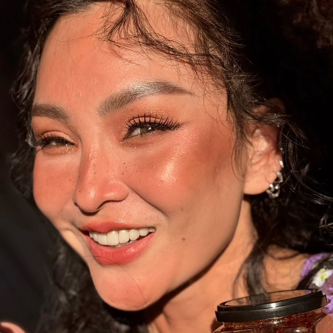 แคนดี้ รากแก่น