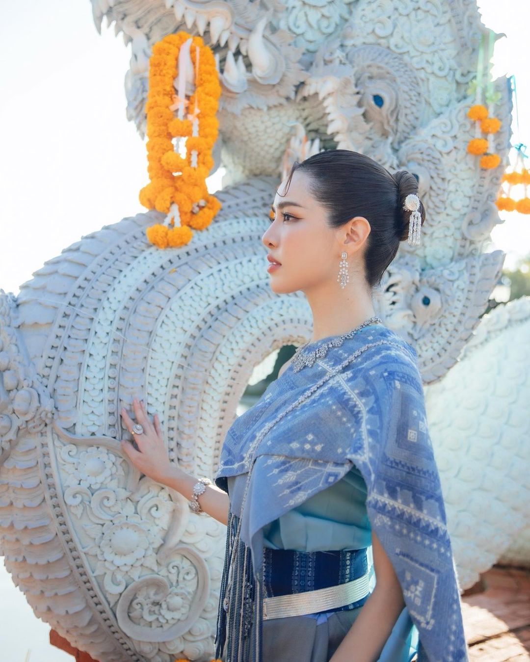 เกรซ - กาญจน์เกล้า ด้วยเศียรเกล้า