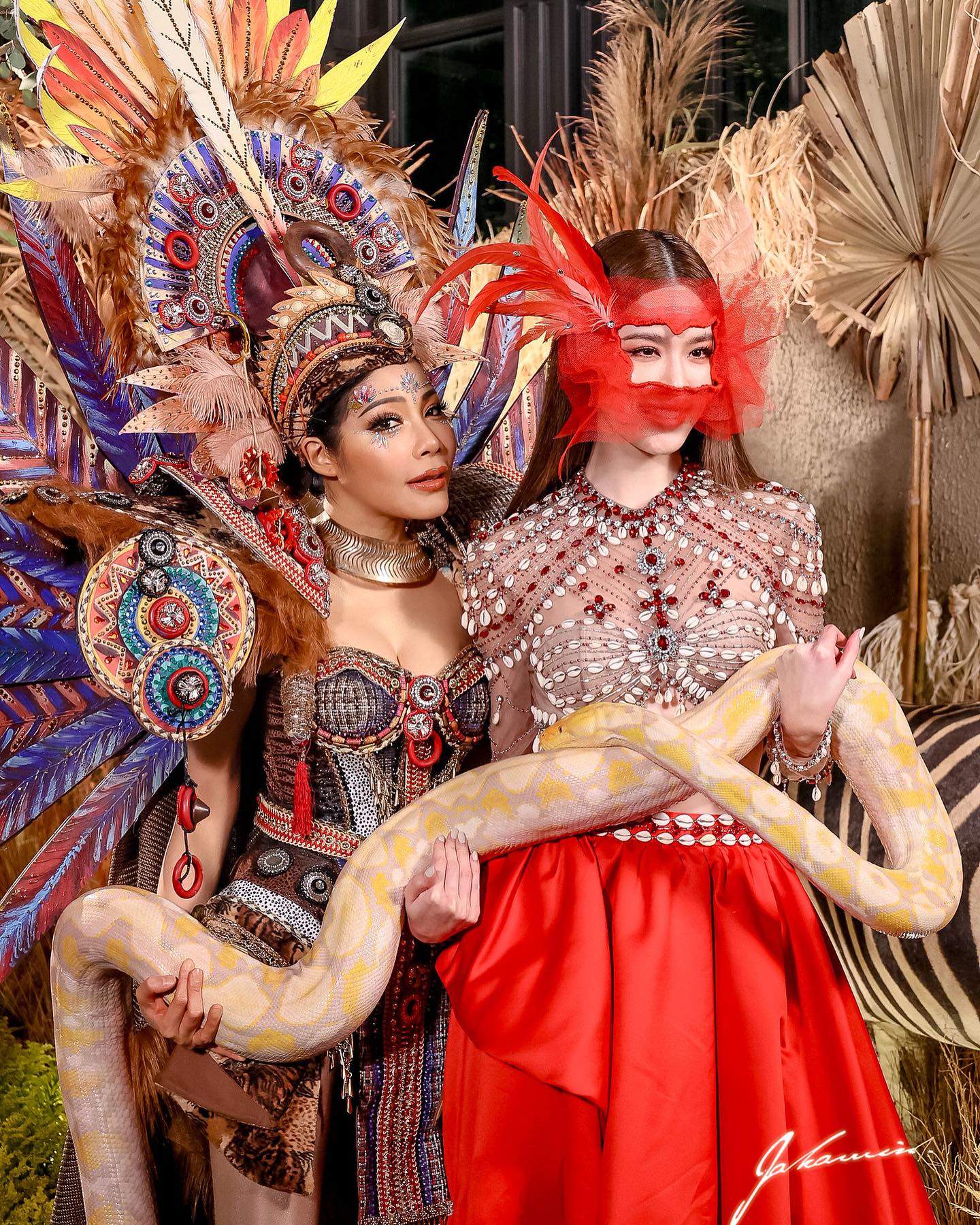 เกรซ - กาญจน์เกล้า ด้วยเศียรเกล้า