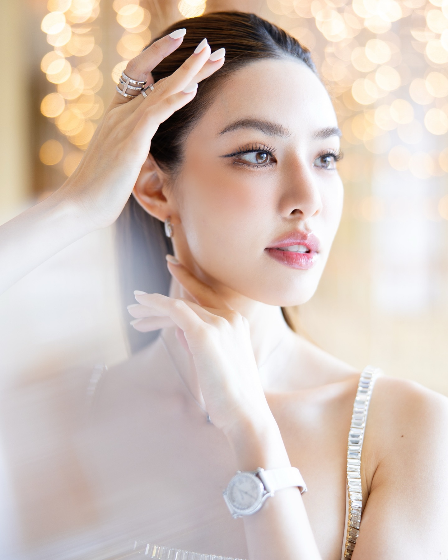เกรซ - กาญจน์เกล้า ด้วยเศียรเกล้า